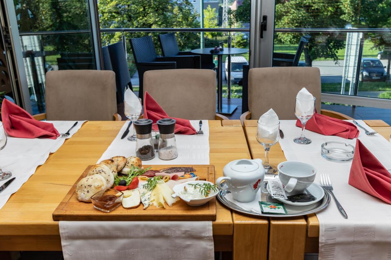 Verdi Rooms Visoko Bagian luar foto