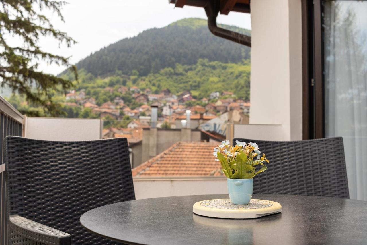 Verdi Rooms Visoko Bagian luar foto